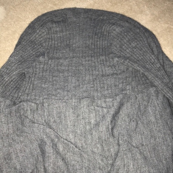 ***FOREVER 21*** Gray Cardigan - Picture 5 of 5